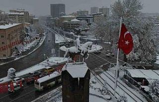 Kayseri beyazla kaplandı