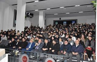 Bozüyük gençliği Akif’i andı