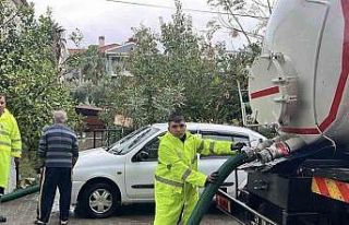 MUSKİ ekiplerinden yağmur mesaisi