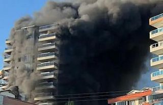 Antalya’da otel inşaatında yangın