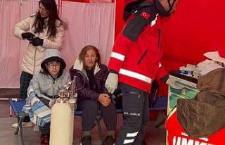 Kartalkaya’da sahra hastanesi kuruldu