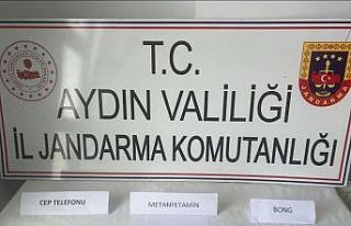 Şüpheli araçtan uyuşturucu çıktı