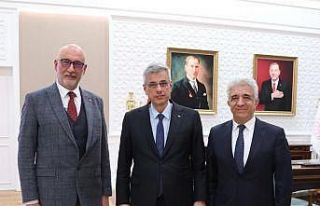 Eroğlu’ndan Bakan Memişoğlu’na ziyaret