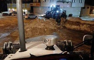 Hakkari’de karla mücadele çalışması