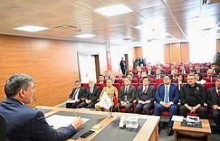 Kamu hizmetleri masaya yatırıldı