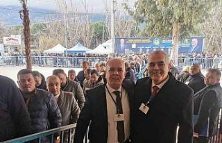Kongrede maaş krizi