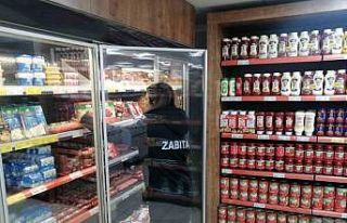 Zabıta kentte denetimleri arttırdı