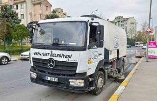Esenyurt’un sokakları bayrama hazır