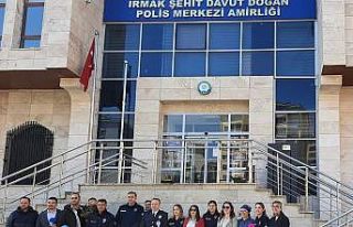 Minik öğrencilerden anlamlı ziyaret