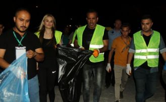 Haluk Levent’ten konser sonrası temizlik