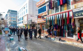 Belediye Başkan Vekili Aslan’ın sokak incelemelerine ve esnaf ziyaretlerine devam ediyor