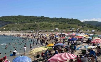 Kırklareli plajlarında bayram tatili yoğunluğu