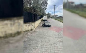 Duvara çarpan motosikletin sürücüsü yaralandı