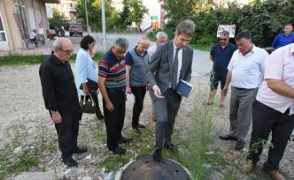 Başkan yardımcıları sahaya indi