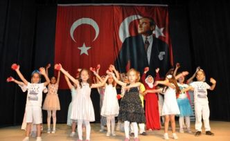 TÜGVA’dan ‘Yaz Okulu’ kapanış programı