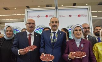 Emine Erdoğan KTO Standında
