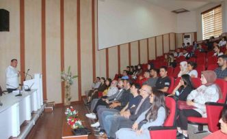 Üniversitede ’’öğrenme’’ konulu söyleşi