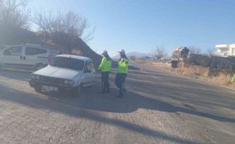 Çüngüş’te trafik denetimi