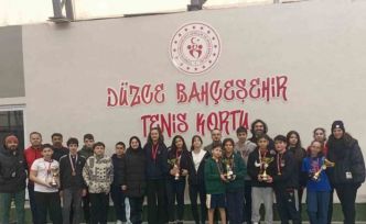 Raketin şampiyonları belli oldu