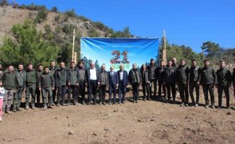 Antalya’da 700 fidan toprakla buluştu