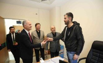 Tıp Bayramı’nda hekimler ziyaret edildi