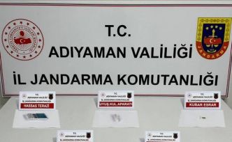 Uyuşturucu operasyonunda 12 şahıs yakalandı