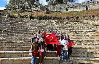 Üniversitelilerden Cumhuriyet yürüyüşü