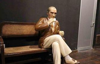 Atatürk heykeli depoya kaldırıldı