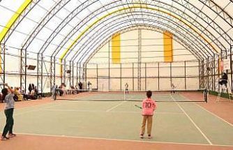 Elazığ’da tenis müsabakaları tamamlandı