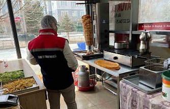 Erzurum’da tavuk dönercilere denetim