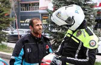 Hakkari’de motosikletlilere sıkı denetim
