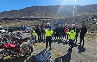 Kağızman’da motosiklet sürücüleri bilgilendirildi
