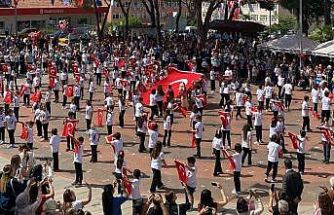 Kuyucak’ta 23 Nisan coşkusu