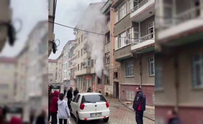 Elazığ’da metruk binada yangın