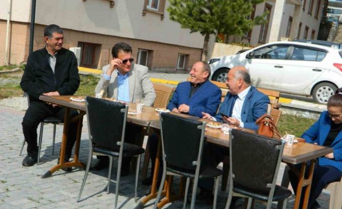 Posof’ta açık alanda bayramlaşma programı