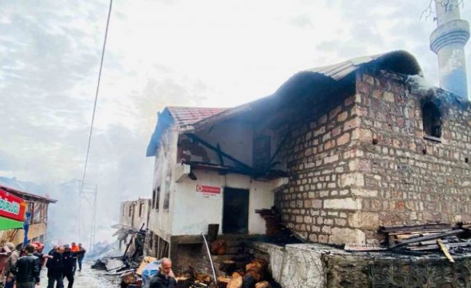 Artvin Şavşat’ta yangın