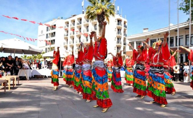 Çeşme’de Turizm Haftası coşkuyla başladı