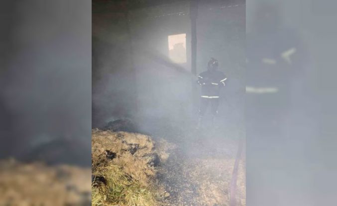 Elazığ’da samanlık yangını