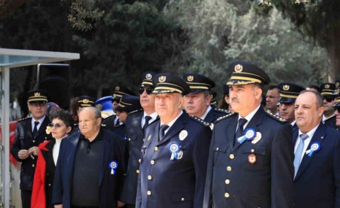 İzmir Emniyeti’nden şehitlik ziyareti