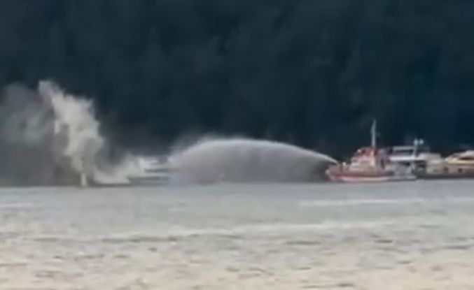 Marmaris’te motoryatta yangın çıktı