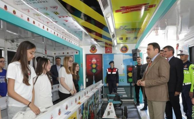 Mobil Trafik Eğitim Tırı Kütahya’da